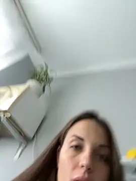 AmiLavs online show from 10/20/25, 11:10