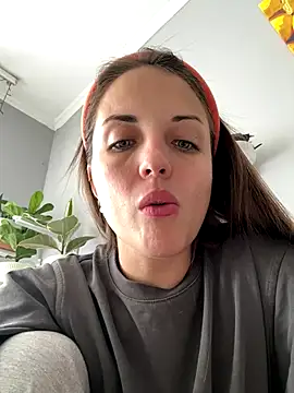 AmiLavs online show from 11/18/25, 07:24