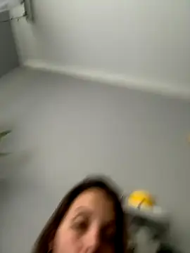 AmiLavs online show from 11/30/25, 11:47