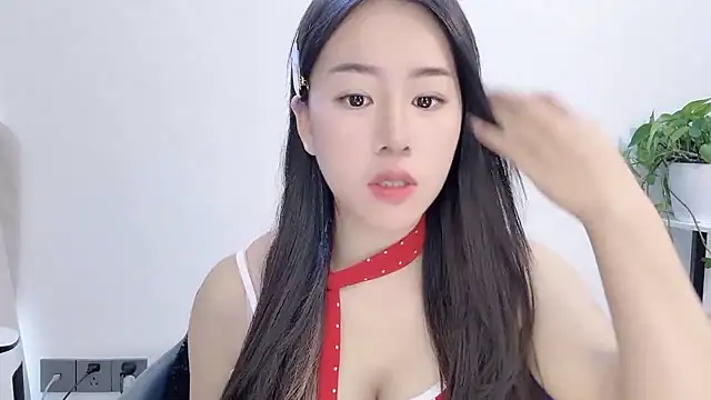 chloe-01 online show from 01/09/26, 04:59