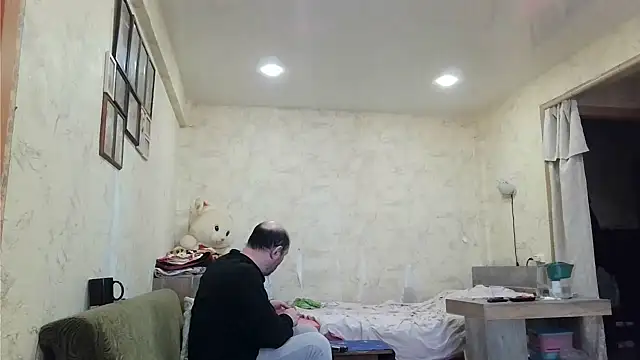 AgnichBan online show from 01/19/25, 05:58