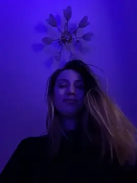 Emily the temptress  online show from 12/28/24, 02:54