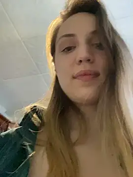 Emily the temptress  online show from 03/16/25, 03:25