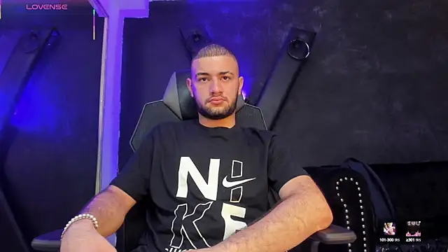 MaximusDick1  online show from 09/16/25, 03:51