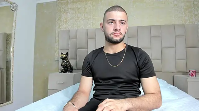 MaximusDick1  online show from 11/09/25, 03:38