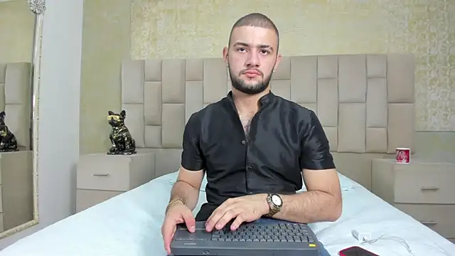 MaximusDick1  online show from 11/15/25, 04:10