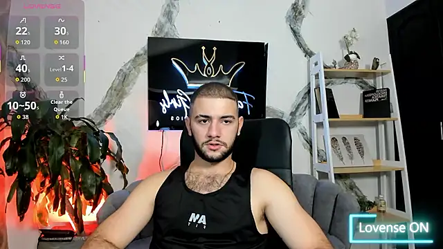 MaximusDick1  online show from 01/11/26, 03:33