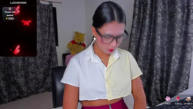 Laura-mayer online show from 12/11/24, 03:56