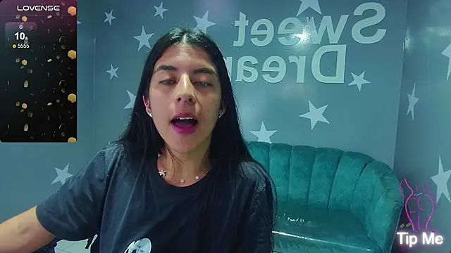 Snapshot of Bela_t_ chatting on 03/08/25, 02:30 Bela t online show from 03/08/25, 02:30