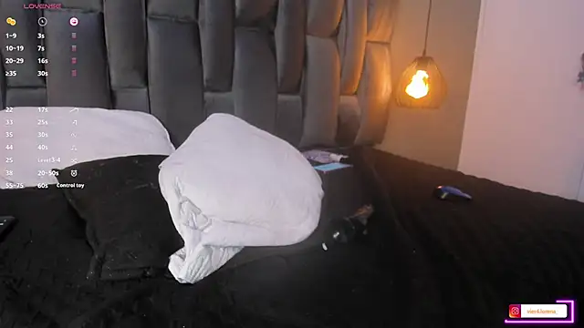 Snapshot of Lorena_Vieira_ chatting on 03/18/25, 01:53 Lorena Vieira  online show from 03/18/25, 01:53