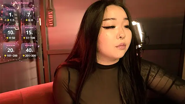 Snapshot of mei_honey_ chatting on 09/25/25, 09:51 mei honey  online show from 09/25/25, 09:51