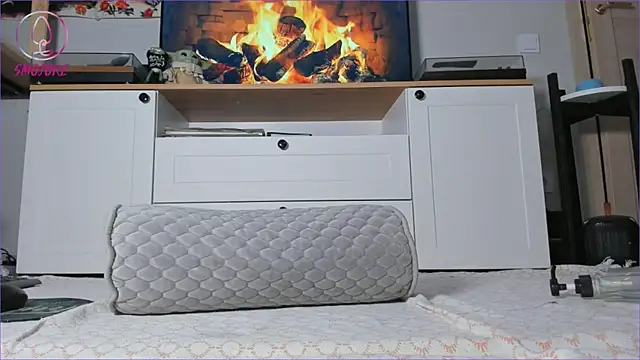 Erin Smojoke online show from 09/22/25, 11:23