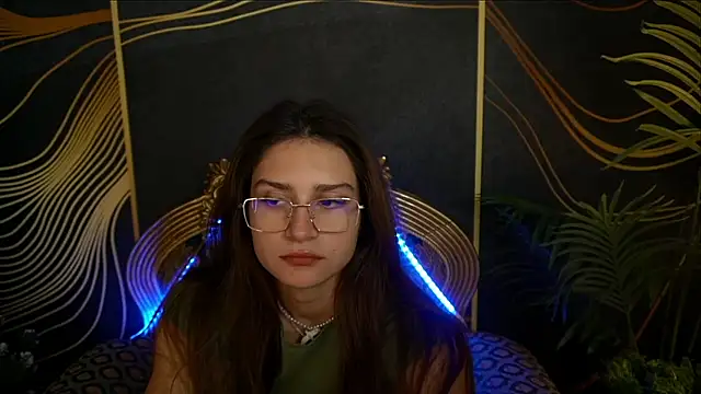 ValeryRoyale online show from 01/25/25, 09:04