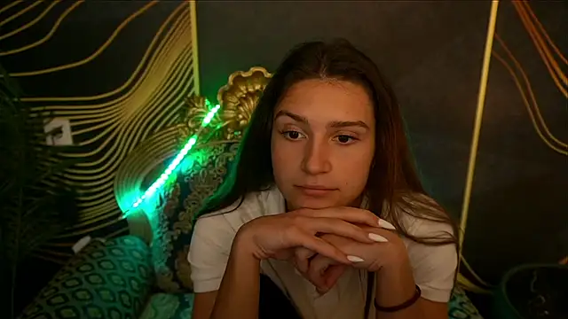 ValeryRoyale online show from 03/12/25, 01:51