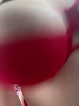 KarinaCelinne online show from 03/05/26, 12:01