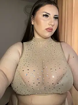 KarinaCelinne online show from 04/20/26, 12:08