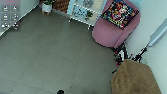 Dalila Sky online show from 10/31/25, 06:09