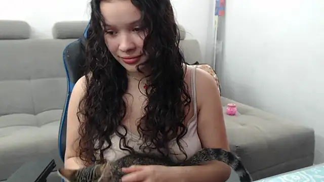 Yeimi360 online show from 02/17/26, 02:08