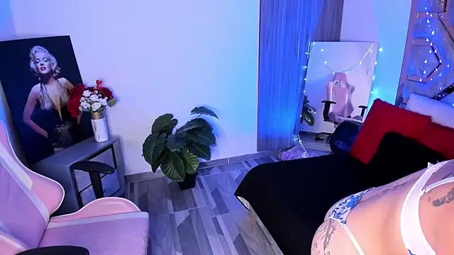 BRITHANY SPARK online show from 01/06/25, 07:13