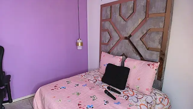 BRITHANY SPARK online show from 02/04/26, 03:34