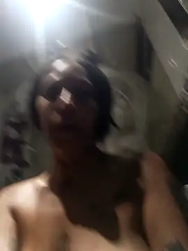 Snapshot of devi_black13_ chatting on 12/17/24, 01:18 devi black13  online show from 12/17/24, 01:18