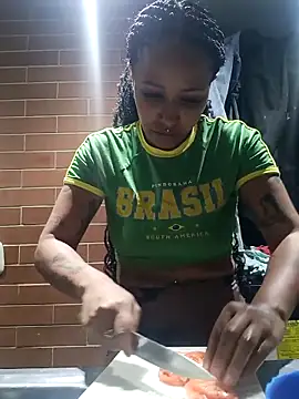 Snapshot of devi_black13_ chatting on 02/27/25, 01:27 devi black13  online show from 02/27/25, 01:27