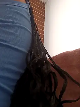 Snapshot of devi_black13_ chatting on 03/19/25, 07:38 devi black13  online show from 03/19/25, 07:38