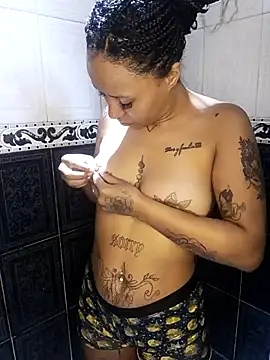 Snapshot of devi_black13_ chatting on 03/21/25, 09:34 devi black13  online show from 03/21/25, 09:34