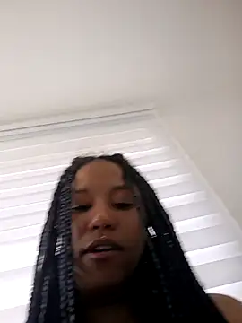 Snapshot of devi_black13_ chatting on 10/16/25, 05:36 devi black13  online show from 10/16/25, 05:36