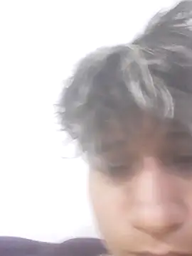 Im Milan Rs online show from 03/20/25, 01:02