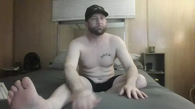 Edward LongCock online show from 04/17/26, 06:05