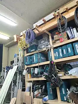 da--------i online show from 03/22/25, 08:29