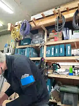 da--------i online show from 03/23/25, 07:53