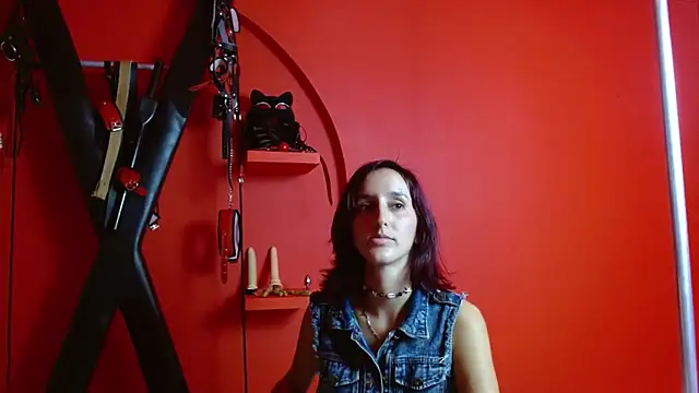 Ambar Roux  online show from 03/19/25, 09:28