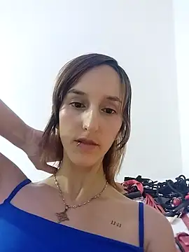 Ambar Roux  online show from 11/12/25, 02:01