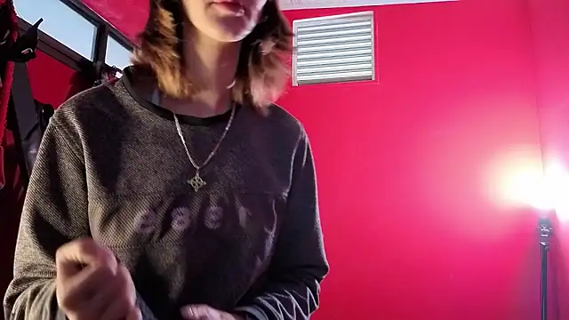 Ambar Roux  online show from 03/06/26, 12:45