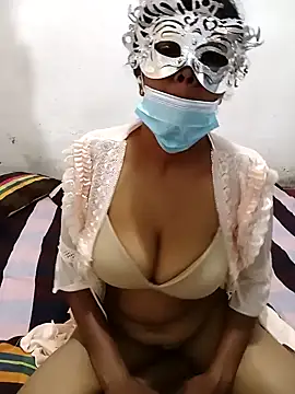 Snapshot of Amaaya_Baby chatting on 01/12/25, 01:53 Amaaya Baby online show from 01/12/25, 01:53