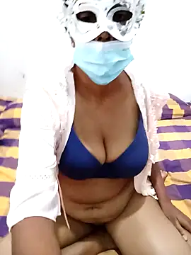 Snapshot of Amaaya_Baby chatting on 01/15/25, 04:36 Amaaya Baby online show from 01/15/25, 04:36