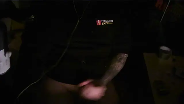 Snapshot of gezelligesiebren chatting on 04/21/26, 10:01 gezelligesiebren online show from 04/21/26, 10:01