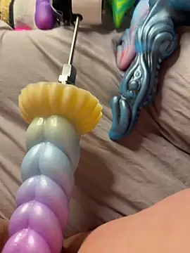 Snapshot of luisa1 chatting on 03/08/25, 07:53 luisa1 online show from 03/08/25, 07:53