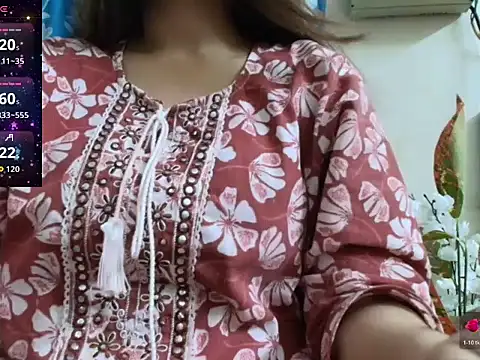 Reika 01 online show from 06/12/26, 12:42