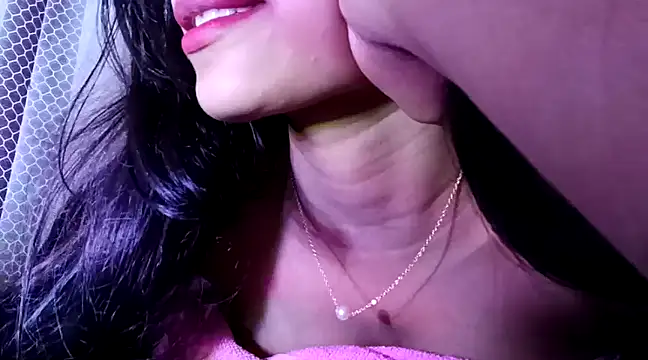 Snapshot of sexy_m23 chatting on 03/11/25, 07:58 sexy m23 online show from 03/11/25, 07:58