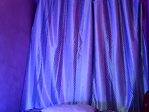 Snapshot of sexy_m23 chatting on 03/21/25, 04:40 sexy m23 online show from 03/21/25, 04:40