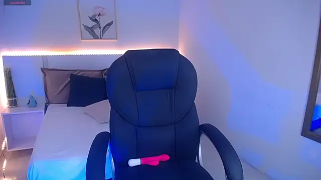 violeta leon online show from 12/14/24, 09:40