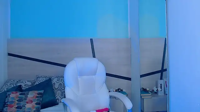 violeta leon online show from 01/08/25, 03:08