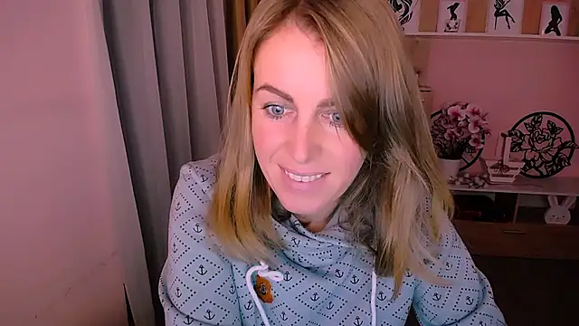 Hot Milady online show from 12/04/24, 07:50