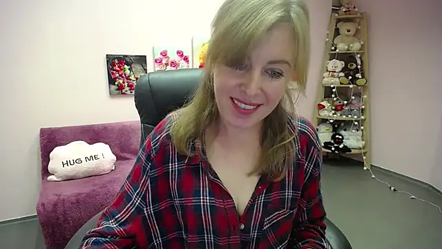 Hot Milady online show from 09/29/25, 07:13