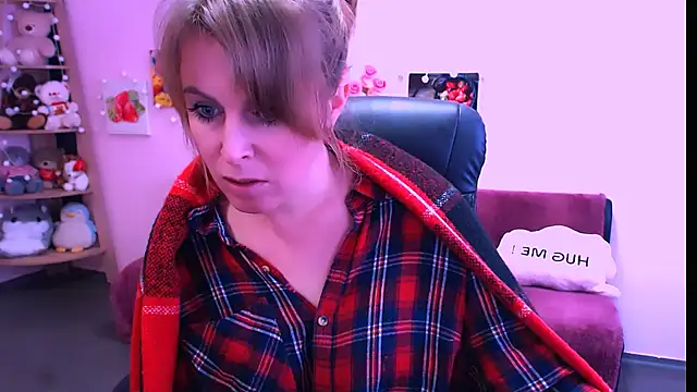 Hot Milady online show from 02/19/26, 08:21