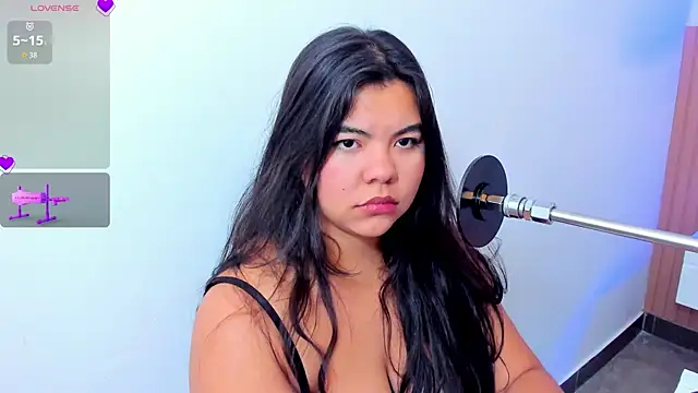 klhoe boobs online show from 12/18/25, 04:07