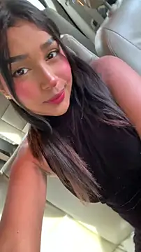 Snapshot of Mariangel_11 chatting on 04/18/26, 01:59 Mariangel 11 online show from 04/18/26, 01:59